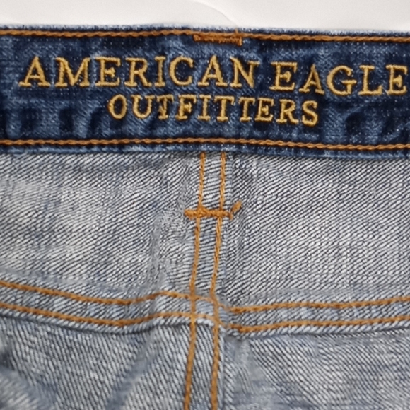 American Eagles Outfitters - Picture 16 of 16